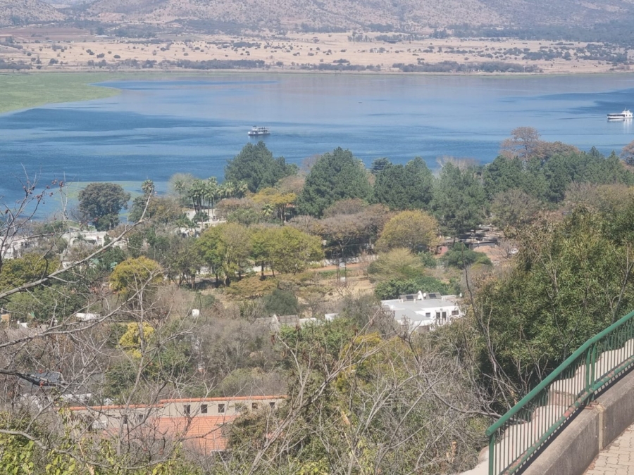 Commercial Property for Sale in Falcon View Estate North West
